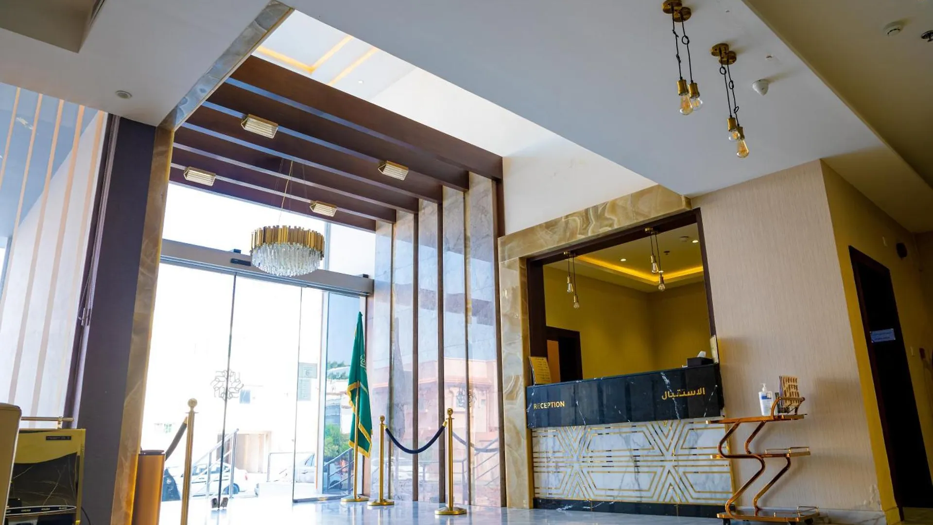 Apartahotel Suits Hotel تشغيل مؤسسه سويت لتشغيل الفنادق Yidda